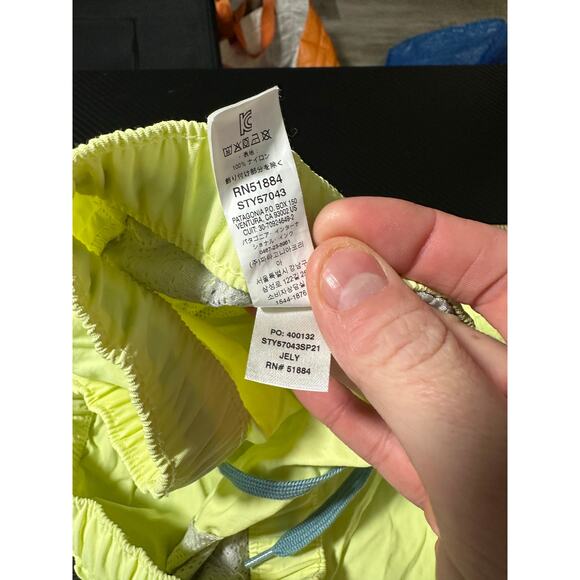 Patagonia Barely Baggies Shorts Yellow Womens Medium Hiking Outdoors Nylon - Picture 5 of 11